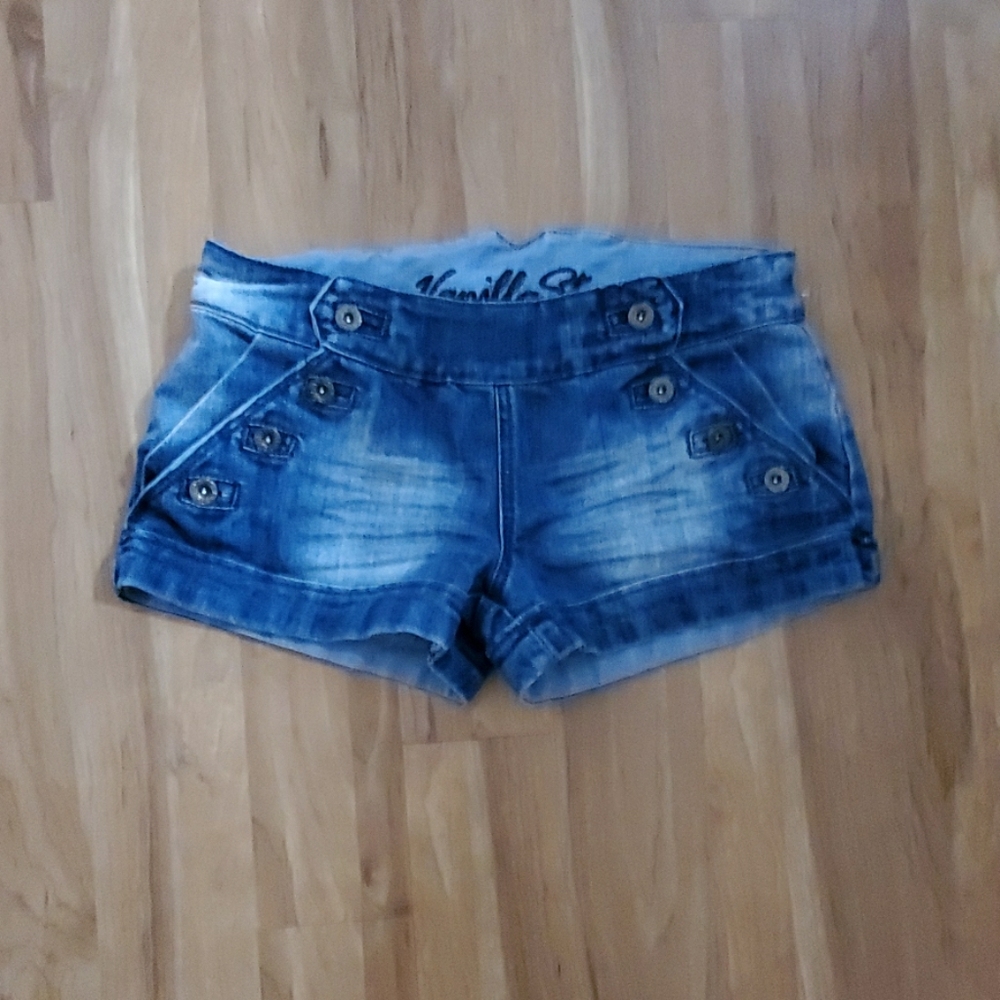 Vanilla Star Denim Short Shorts Size 9